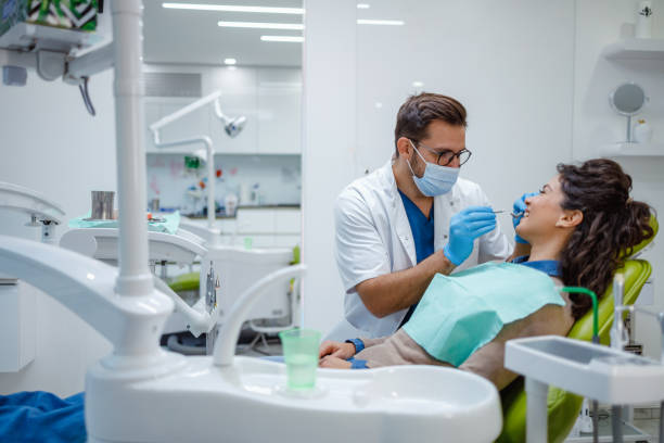 Best Teeth Whitening  in Hlcrest, IL